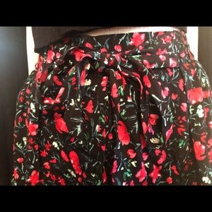 Zara Shorts - Zara floral shorts Zara Shorts - Zara floral shorts